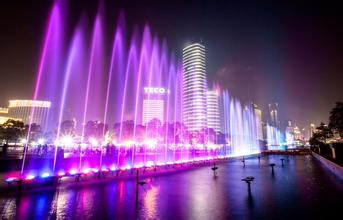 大城市更需要使用樓宇亮化點綴美麗的夜空