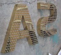 發(fā)光字定制加工選擇適宜場(chǎng)所要選對(duì)廣告字