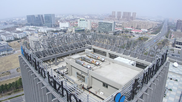 泰州日航酒店樓頂招牌發(fā)光字制作安裝