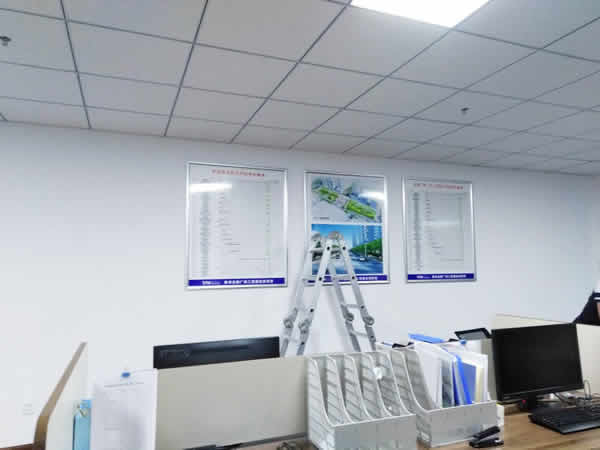 亞克力水晶字安全警示標(biāo)牌不銹鋼圍邊kt板安裝制作